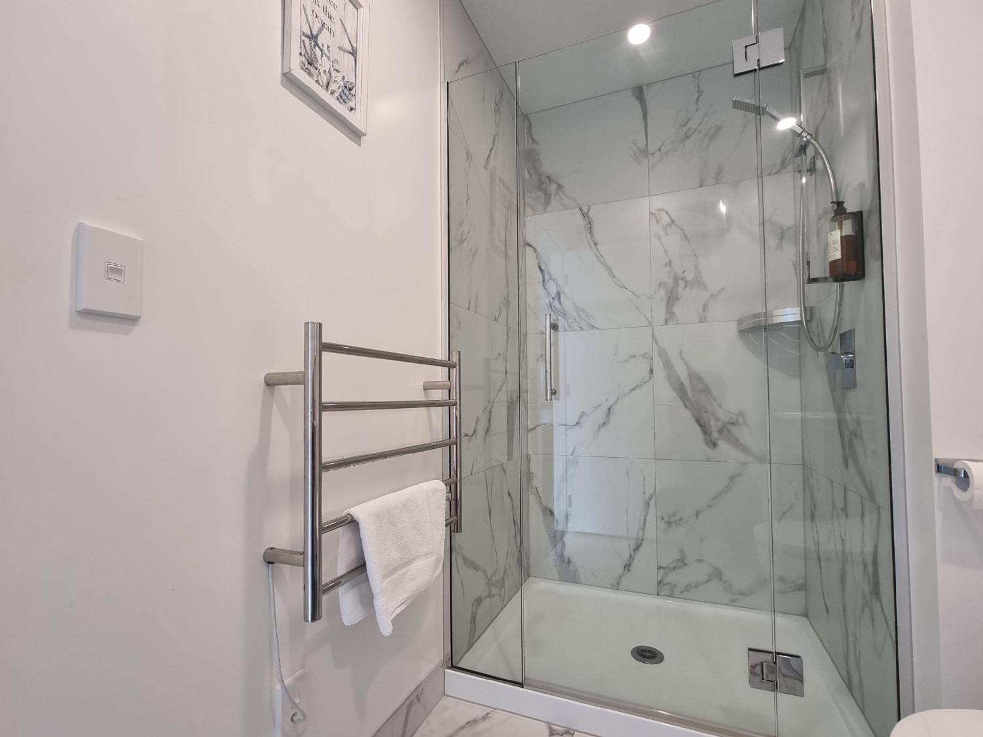 כרייסטצ'רץ' Central 2Brm 2Bth Townhouse Free Carpark מראה חיצוני תמונה